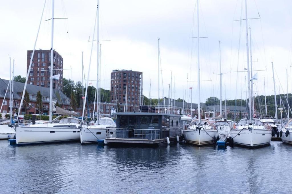Hausboot Fjord Meeresbrise Mit Dachterrasse In Flensburg Zewnętrze zdjęcie
