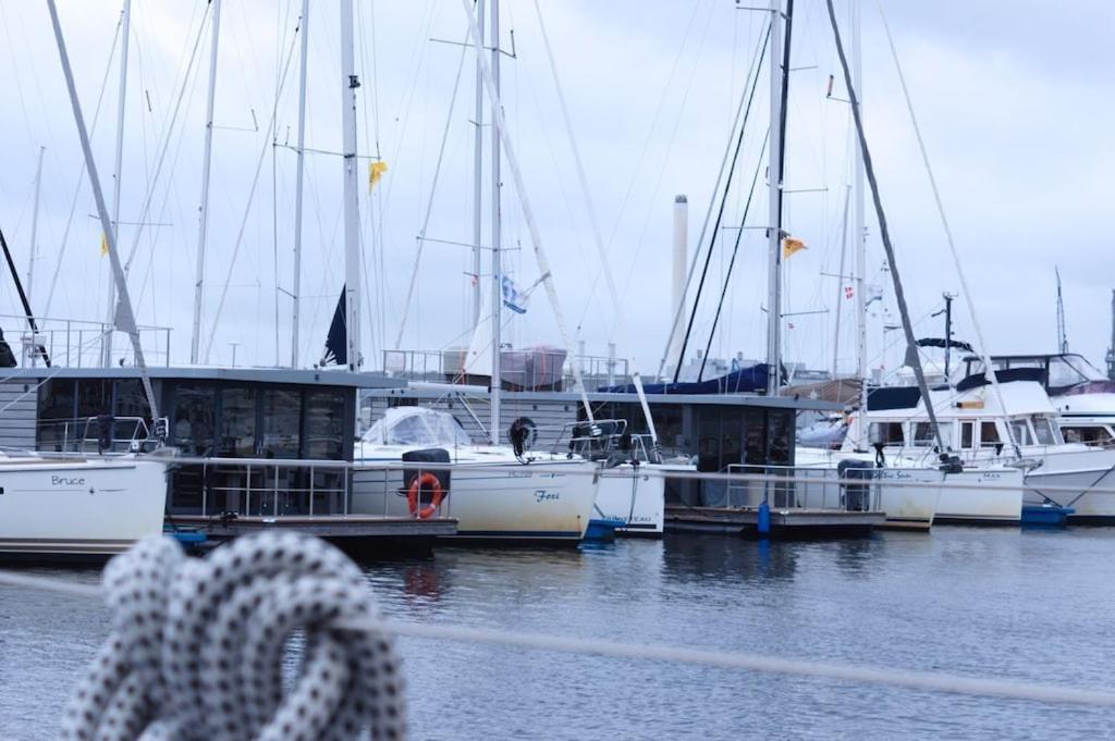 Hausboot Fjord Meeresbrise Mit Dachterrasse In Flensburg Zewnętrze zdjęcie
