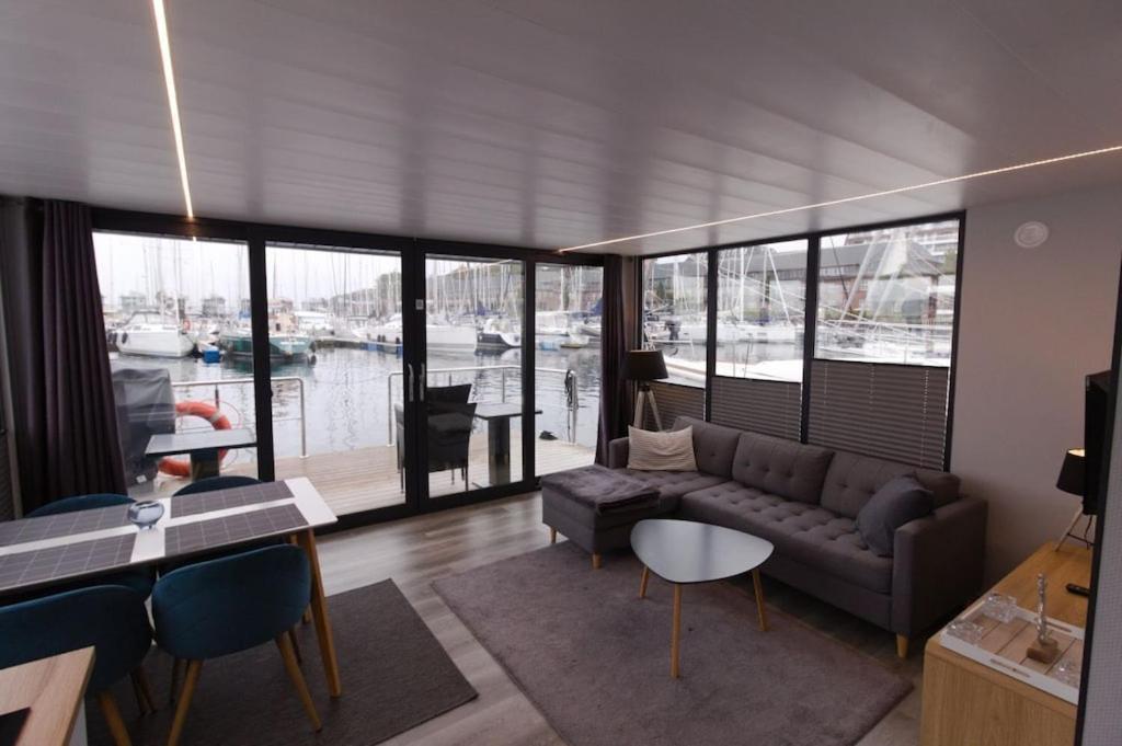 Hausboot Fjord Meeresbrise Mit Dachterrasse In Flensburg Zewnętrze zdjęcie